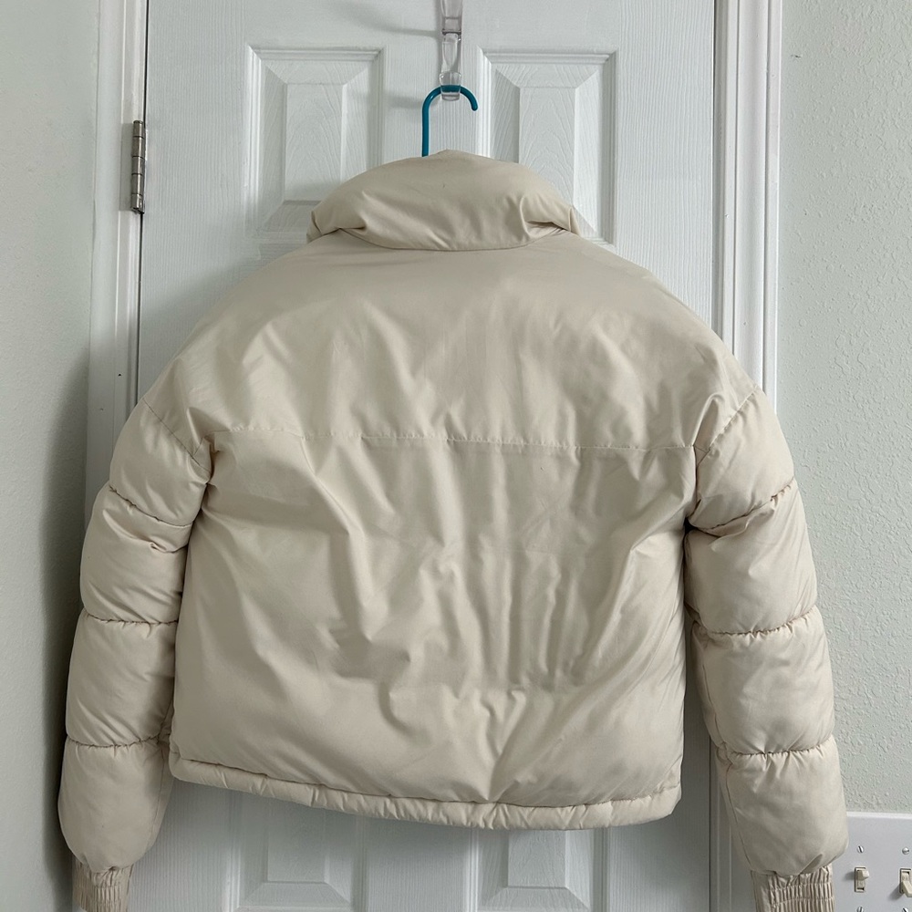 Columbia Cream Cropped Puffer Jacket - Picture 2 of 10